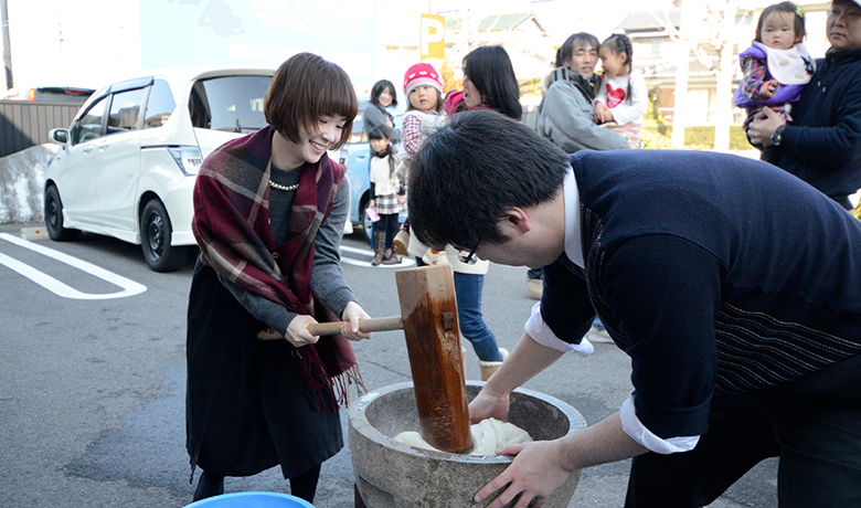 新春お餅つき大会